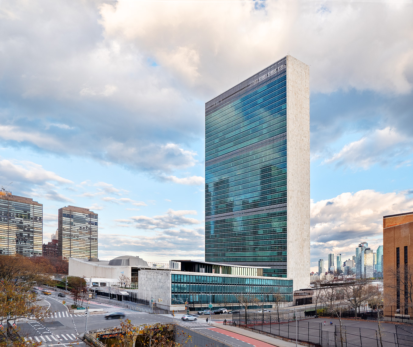 UN-Building8